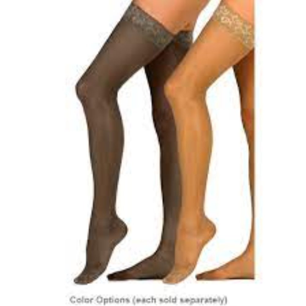 Activa Ultra Sheer Lite Support Thigh High Lace Top Hose H1261 Black Size A NWT